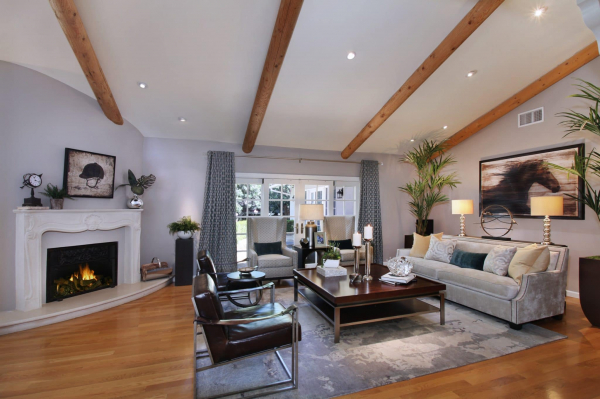 Скидка 10% пенсионерам на потолки